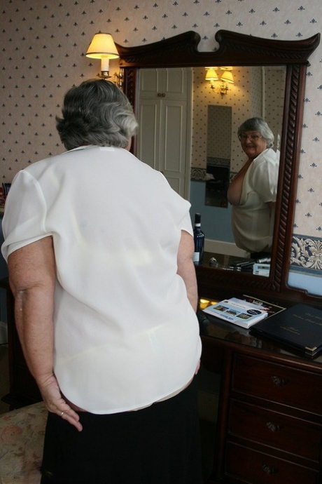 older women caught peeing
