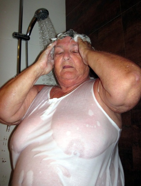 Grandma Libby naked pic